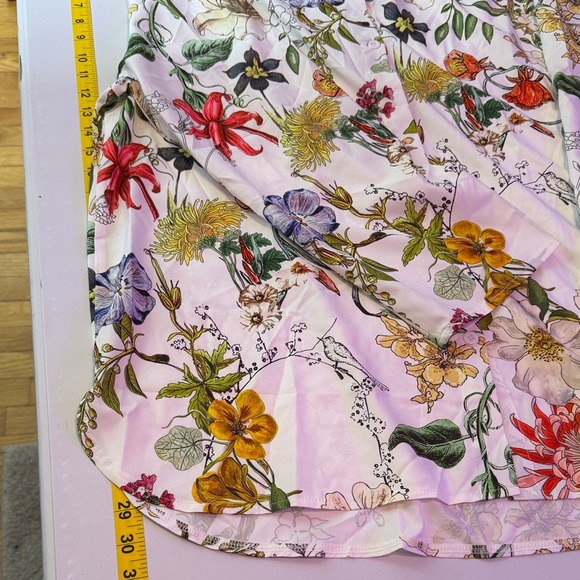 JustFashionNow White Botanical Floral Button Front Blouse Size 2XL - Picture 8 of 8